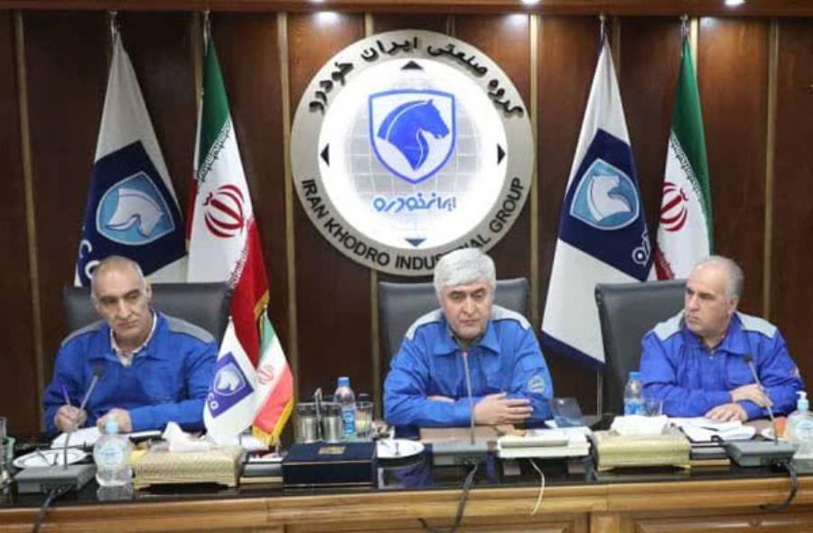 تعدیل فضای موهوم علیه خودروسازی با کار و تلاش